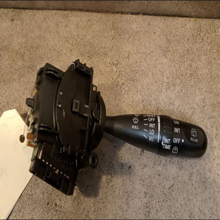 Commande essuie glace occasion TOYOTA RAV4 II Phase 2 10-2003->12-2005 115 D-4D 8465242120