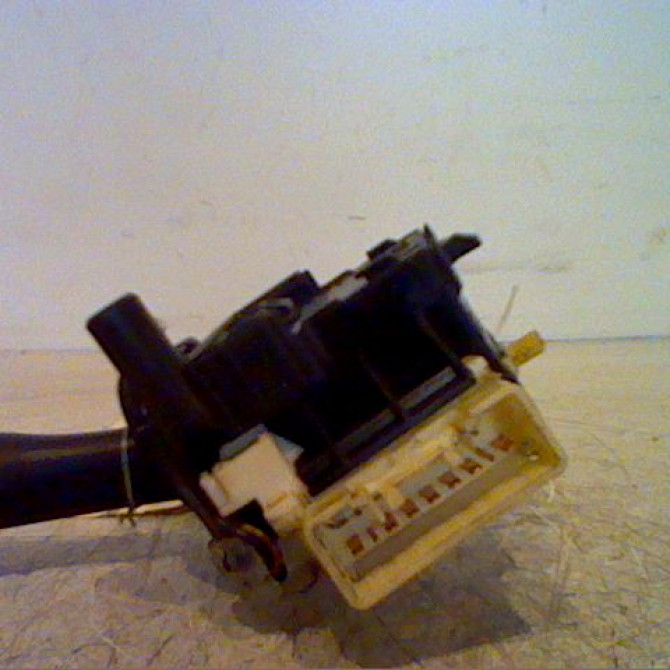 Commande clignotant occasion TOYOTA RAV4 II Phase 1 07-2000->10-2003 115 D-4D 2