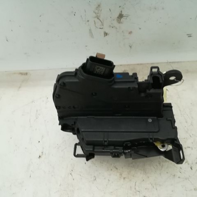 Serrure porte ard occasion RENAULT CAPTUR Phase 1 02-2013->... 1.2i 118 16V 805027072R 2