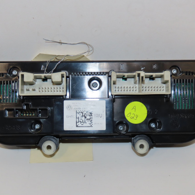 Commande de chauffage occasion VOLKSWAGEN NEW BEETLE II phase 1 09-2011->... 1.6 TDI 105ch 5C0907044AMZJU 2