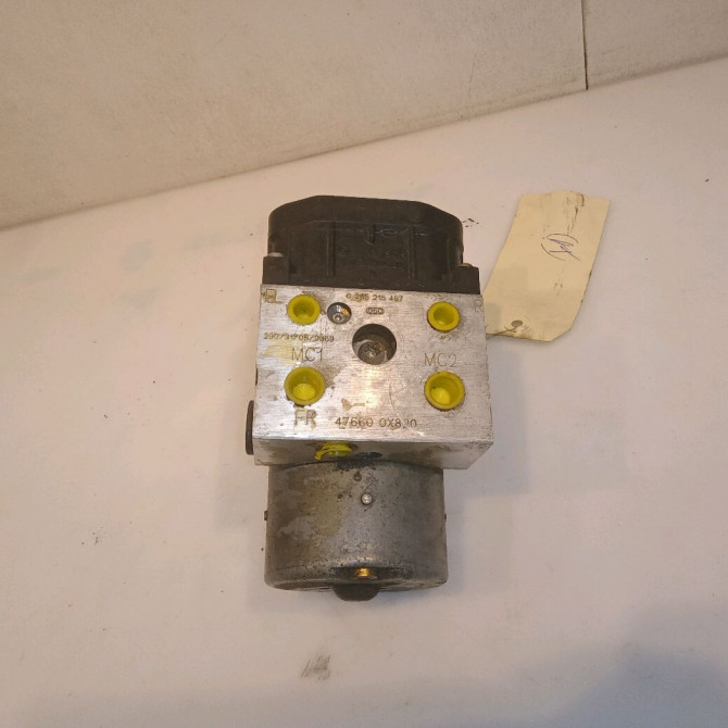 Unité hydraulique ABS occasion NISSAN TERRANO I 476600X801 1