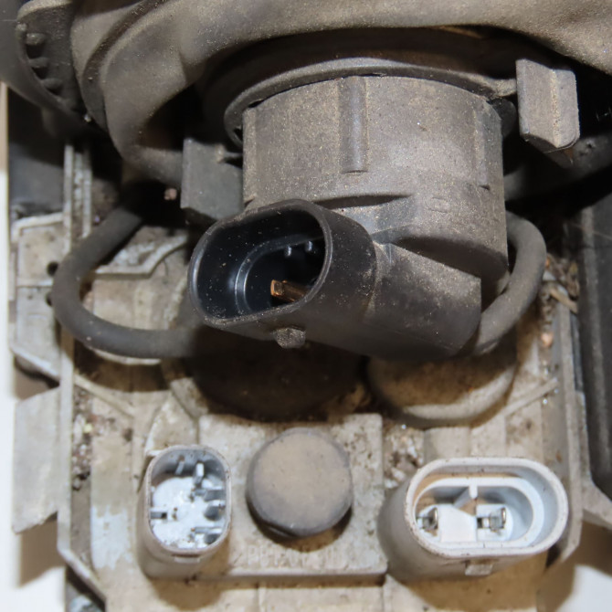 Phare droit occasion B.M.W. SERIE 3 IV Phase 2 09-2001->03-2005 63127165832 3