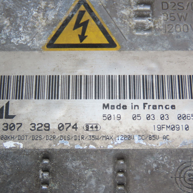 Phare droit occasion B.M.W. SERIE 3 IV Phase 2 09-2001->03-2005 63127165832 5