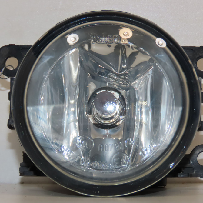 Phare antibrouillard avant gauche occasion  4550597 1
