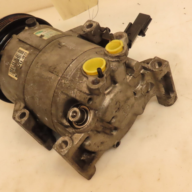 Compresseur air conditionne occasion KIA VENGA Phase 1 01-2010->12-2015 1.4 CRDI 90ch 977012K201 2