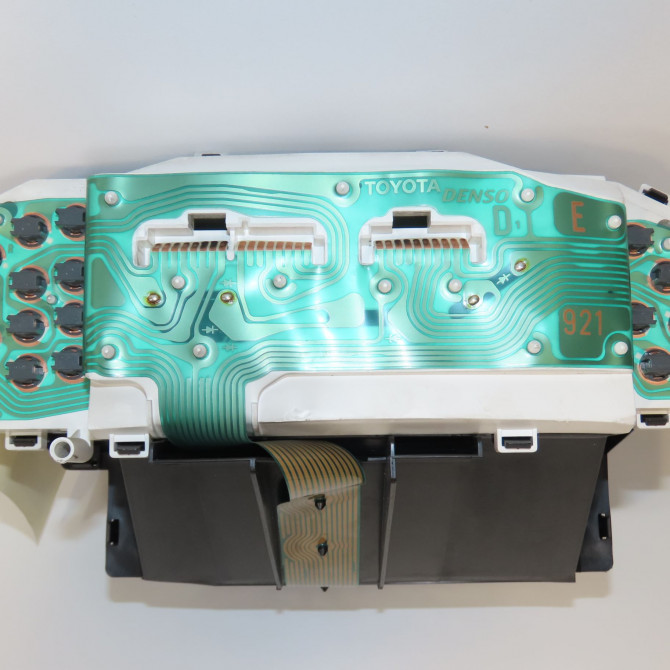 Compteur occasion TOYOTA YARIS VERSO Phase 1 11-1999->03-2003 1.3 8384152120 2