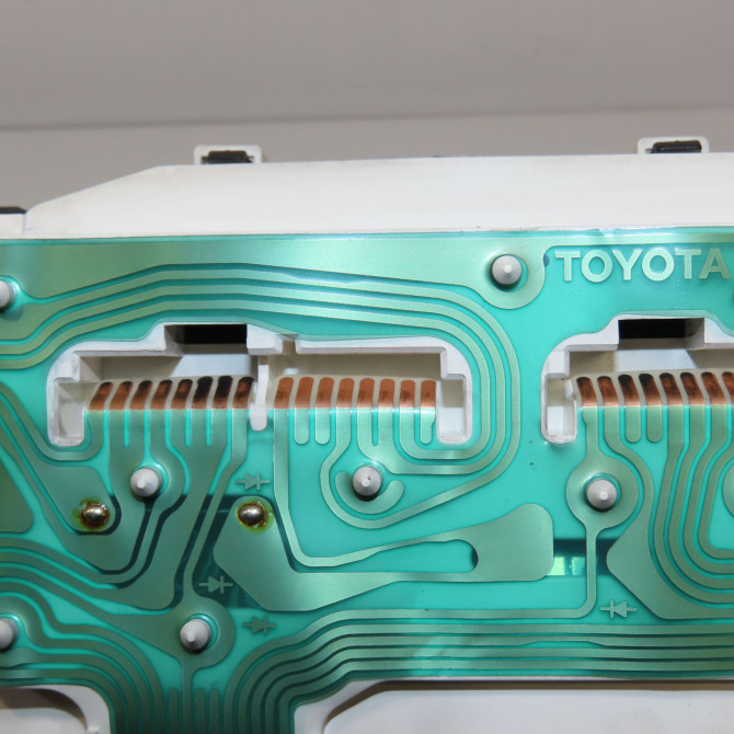 Compteur occasion TOYOTA YARIS VERSO Phase 1 11-1999->03-2003 1.3 8384152120 3