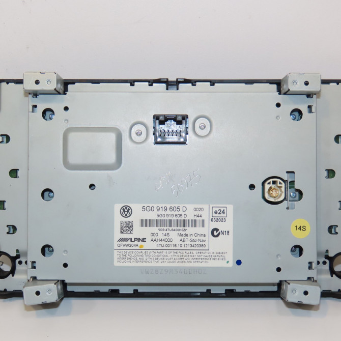 Autoradio occasion VOLKSWAGEN GOLF VII GOLF VII Phase 1 2012-10-01->2017-06-30 1.6 TDI 105ch 5G0919605D 2