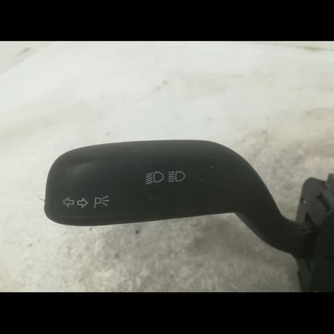 Bloc commodos occasion SEAT IBIZA IV Phase 1 05-2008->01-2012 1.4i 16v 7H0953513C9B9 3