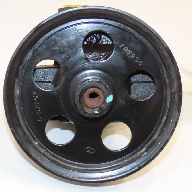 Pompe direction assistee occasion FORD MONDEO II Phase 1 09-2000->06-2007 2.0i 145ch 1506930 2