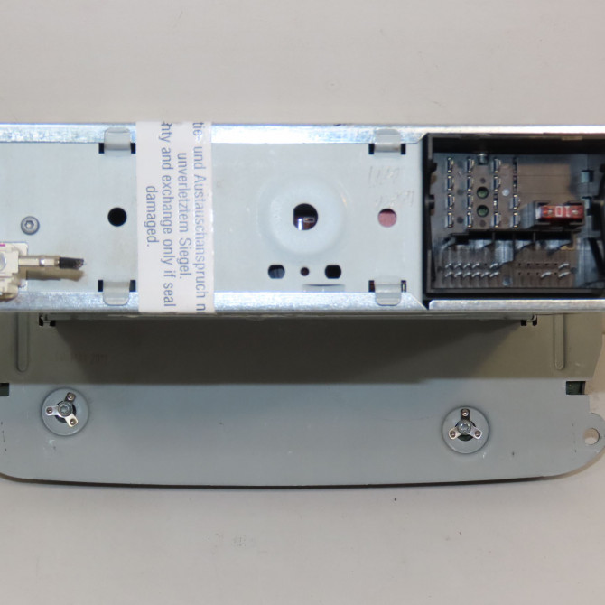 Autoradio occasion SEAT IBIZA IV Phase 1 05-2008->01-2012 1.4i 16v 6J1035153H 2