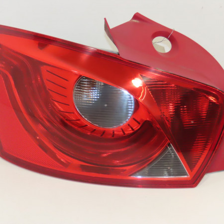Feu arrière gauche occasion SEAT IBIZA IV Phase 1 05-2008->01-2012 1.4i 16v 6J4945095H