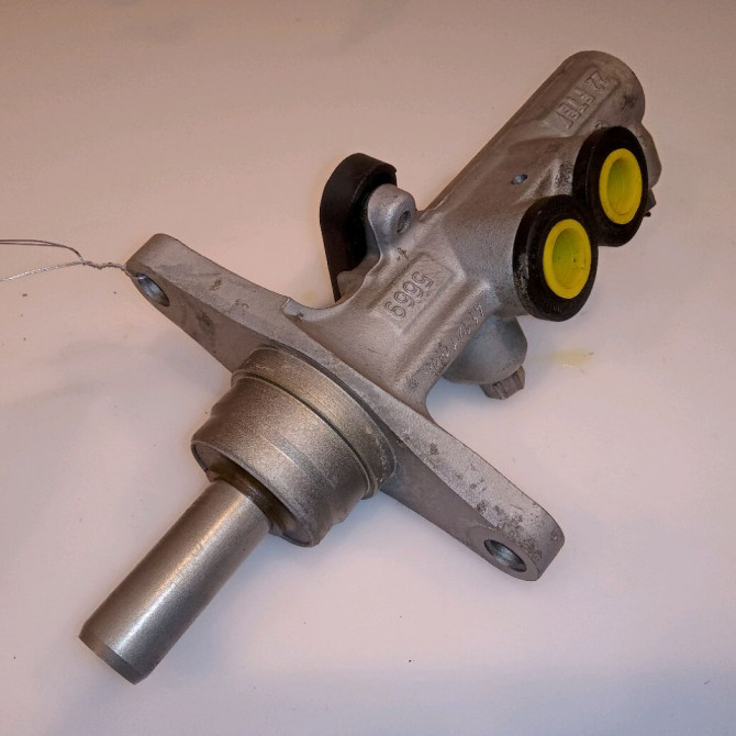 Maitre cylindre occasion AUDI A1 Phase 1 06-2010->03-2015 1.6 TDI 105ch 6R1611019A 3