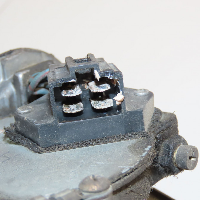 Moteur essuie-glace avant occasion OPEL AGILA I Phase 1 08-2000->12-2007 1.2i 16v 75ch 9209476 3