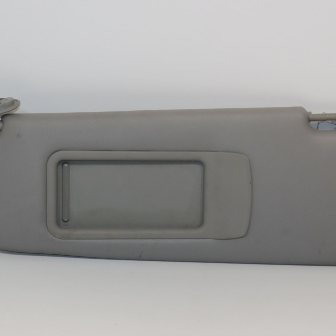 Pare-soleil gauche occasion B.M.W. SERIE 3 V Phase 1 03-2005->09-2008 318D 122ch 51167252007 1