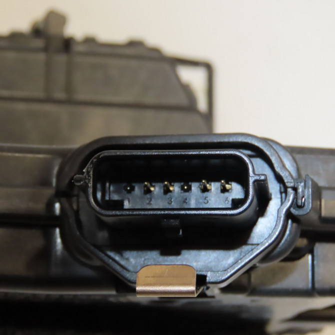 Serrure porte avd occasion RENAULT CLIO V 805029595R 4