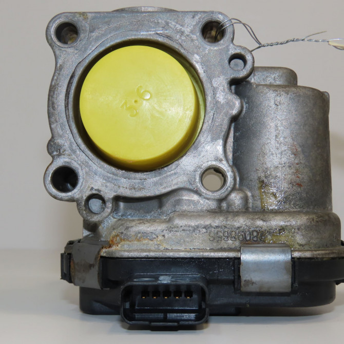 Boitier papillon occasion PEUGEOT 5008 I Phase 1 11-2009->12-2013 1.6 HDI 110ch 2