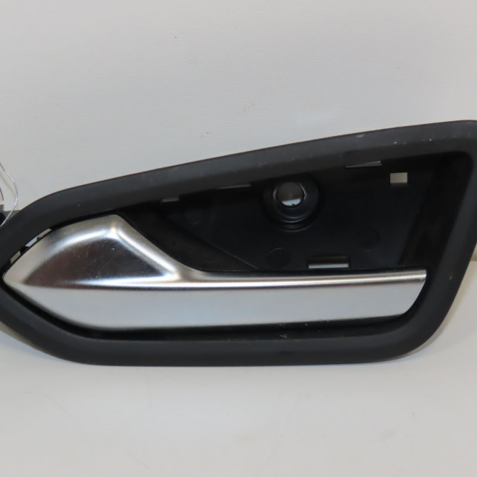 Poignee int porte arg occasion RENAULT CLIO V 806714209R 1