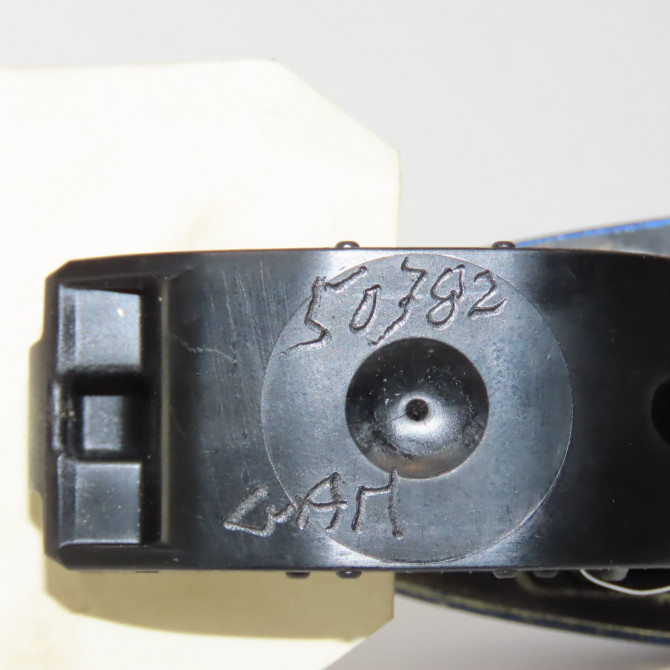 Poignee ext porte avd occasion RENAULT CLIO V 3