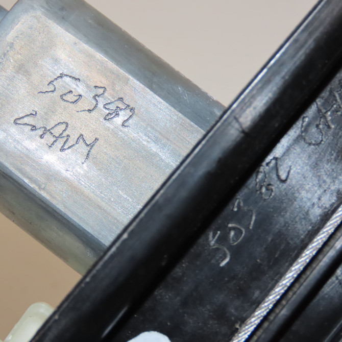 Mecanisme + moteur lève-glace avant droit occasion RENAULT CLIO V 807201776R 5