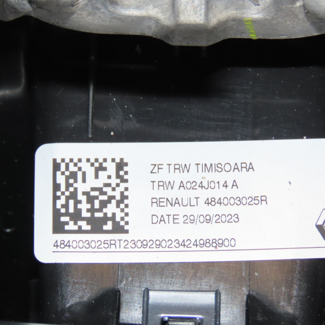 Volant de direction occasion RENAULT CLIO V 4