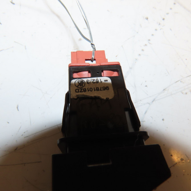 Bouton de warning occasion CITROEN C4 PICASSO II Phase 1 04-2013->... 1.6 e-HDi 8v 115ch 96781018ZD 3