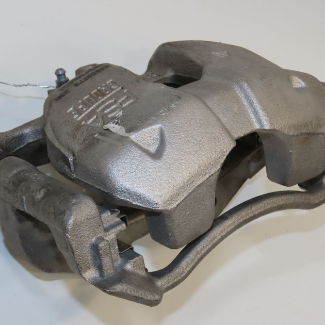 Etrier de frein avant droit occasion CITROEN 1681371480 1