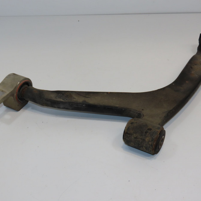 Triangle inf avg occasion PEUGEOT PARTNER I Phase 2 11-2002->05-2008 1.6 HDI 90ch 3520V3 2