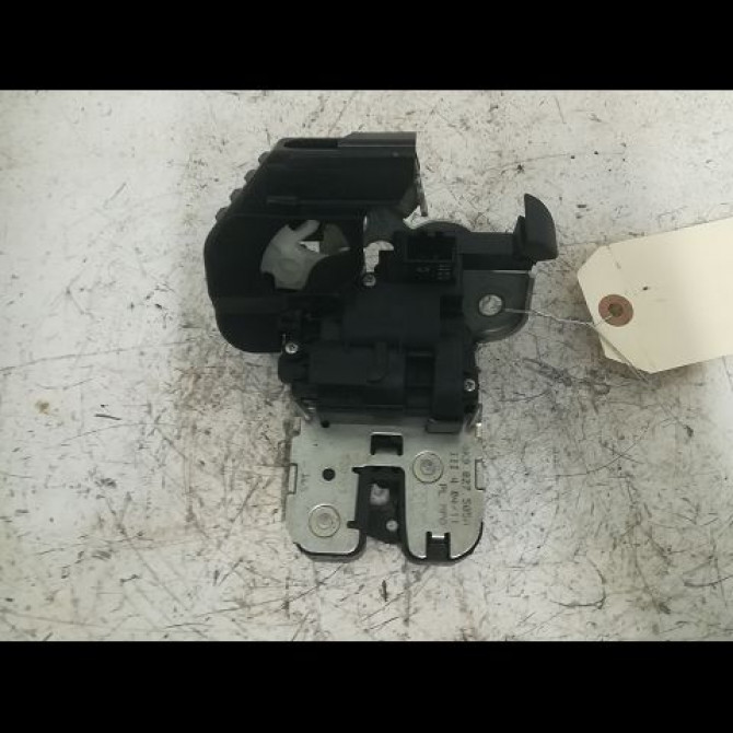 Serrure hayon occasion AUDI A1 Phase 1 06-2010->03-2015 1.2 TFSI 86ch 8R0827505A 2