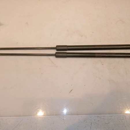 Verin droit hayon occasion NISSAN QASHQAI I Phase 2 03-2010->04-2014 1.5 DCI 110ch 90450JD01C