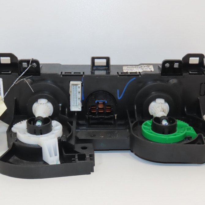 Commande de chauffage occasion HYUNDAI 146 Phase 1 04-1995->04-1999 1.0i 66ch 97250B9AG0PGB 2