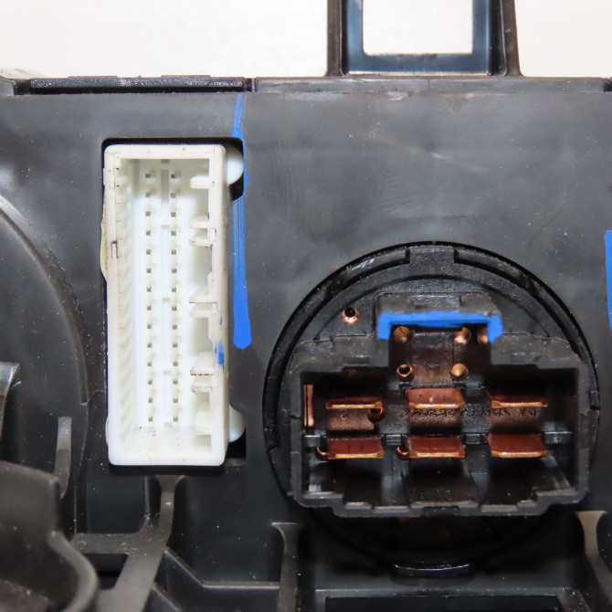 Commande de chauffage occasion HYUNDAI 146 Phase 1 04-1995->04-1999 1.0i 66ch 97250B9AG0PGB 3