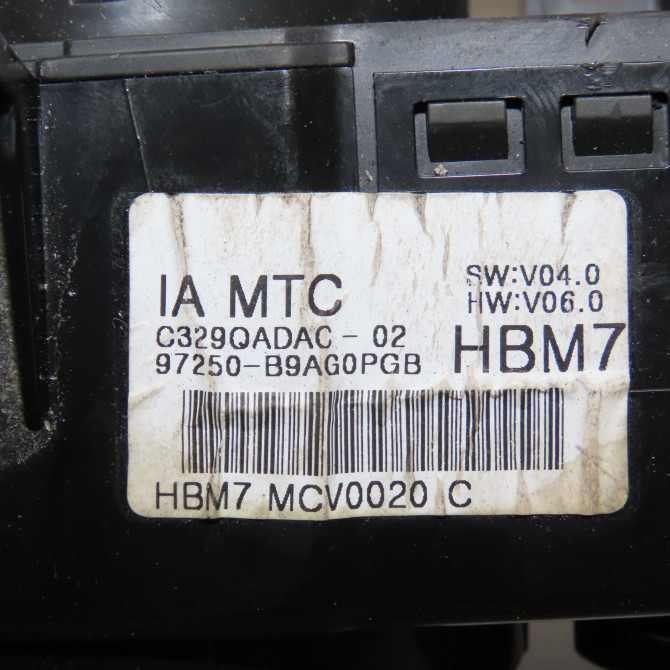 Commande de chauffage occasion HYUNDAI 146 Phase 1 04-1995->04-1999 1.0i 66ch 97250B9AG0PGB 4