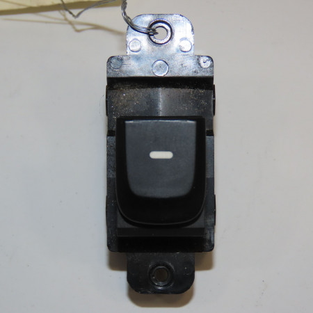 Commande lève-glace porte avant droite occasion HYUNDAI 146 Phase 1 04-1995->04-1999 1.0i 66ch 93575B40004X