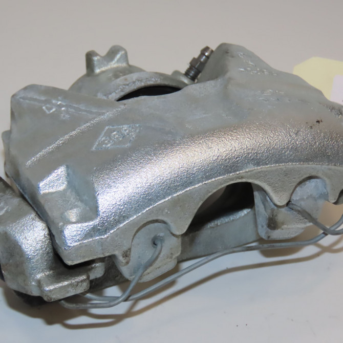 Etrier de frein avant gauche occasion RENAULT CLIO V 410110596R 1