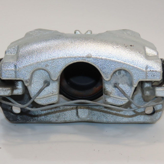 Etrier de frein avant gauche occasion RENAULT CLIO V 410110596R 2