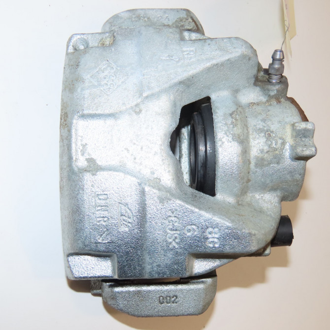 Etrier de frein avant droit occasion RENAULT CLIO V 410016073R 4