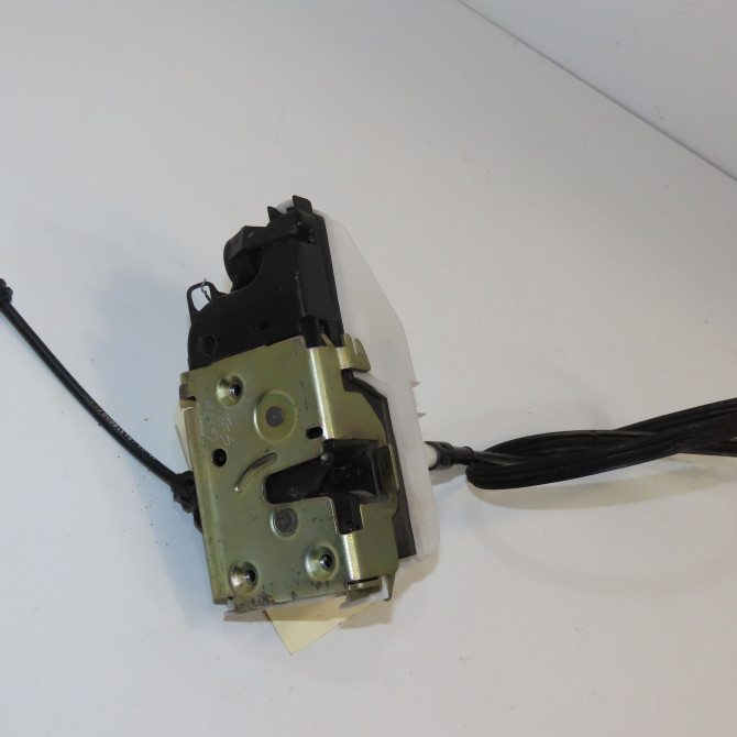 Serrure porte avg occasion CITROEN C3 PLURIEL I Phase 1 04-2003->09-2008 1.4i 9135P3 1