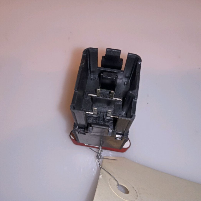 Bouton de warning occasion VOLKSWAGEN GOLF PLUS Phase 1 04-1995->04-1999 1.6 TDI 105ch 5M0953509B 2