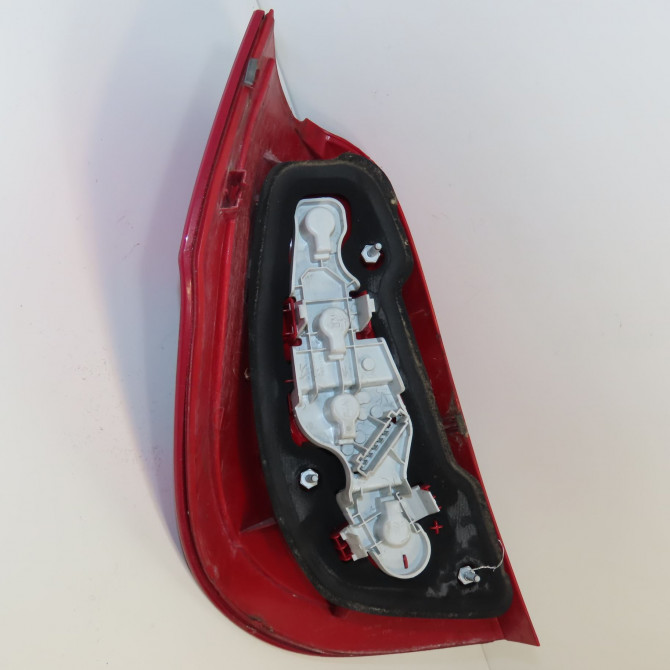 Feu arrière droit occasion MERCEDES CLASSE A II Phase 2 04-2008->06-2012 A180 CDI 110ch 169820306428 2