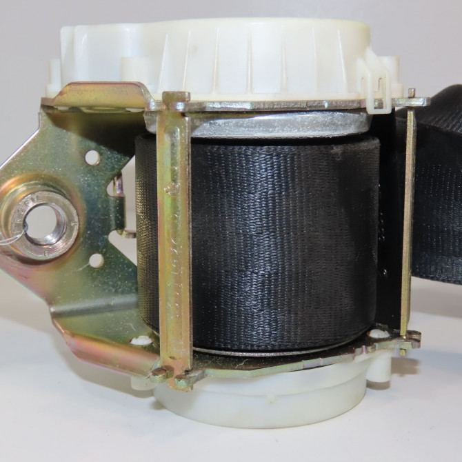 Ceinture arrière gauche occasion VOLKSWAGEN GOLF PLUS Phase 1 03-2005->03-2009 1.9 TDI 105ch 5M0857805RAA 2