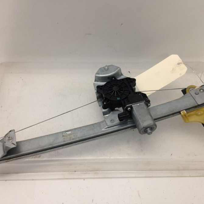 Mecanisme + moteur lève-glace avant droit occasion RENAULT CLIO IV Phase 1 07-2012->... 807205569R 1