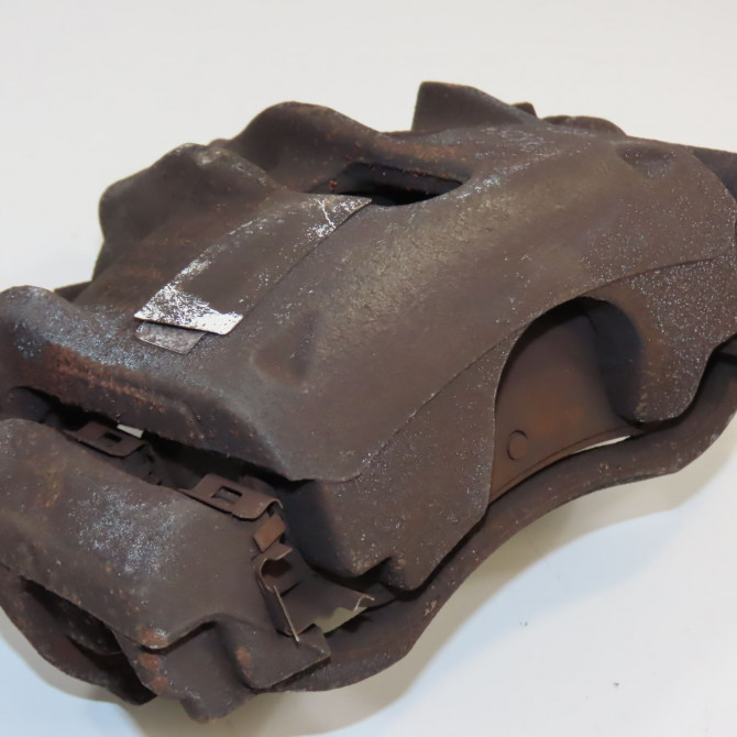 Etrier de frein avant droit occasion PEUGEOT 207 Phase 1 04-2006->06-2013 1.4i 75ch 1617292180 1