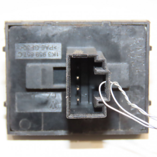 Commande lève-glace porte avant gauche occasion SEAT IBIZA IV IBIZA IV Phase 2 2012-02-01->2016-03-31 1.2 TSI 105ch 2