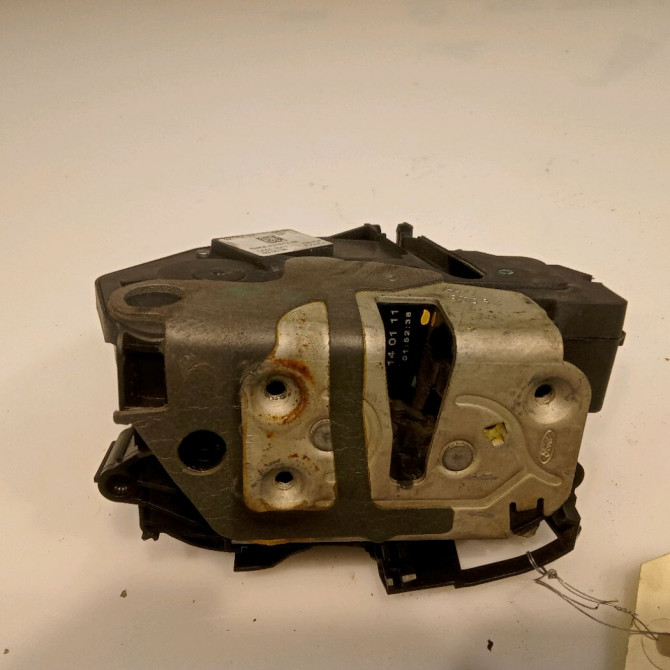 Serrure porte avg occasion FORD FOCUS III Phase 1 01-2011->04-2015 1.6 TDCI 115ch 2070970 1