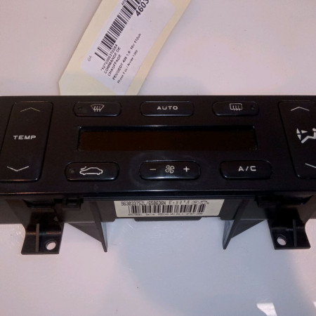Commande de chauffage occasion PEUGEOT 406 Phase 2 04-1999->04-2004 1.8i 16v 112ch