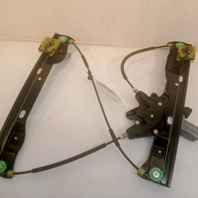 Mecanisme+moteur leve-glace avg occasion FORD FOCUS III Phase 2 11-2014->... 1.0i 125ch 1870698 2