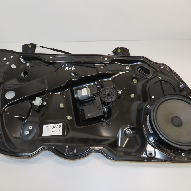 Mecanisme+moteur leve-glace avg occasion VOLKSWAGEN PASSAT VI Phase 1 04-1995->04-1999 2.0 TDI 136ch 3AA837461B 2