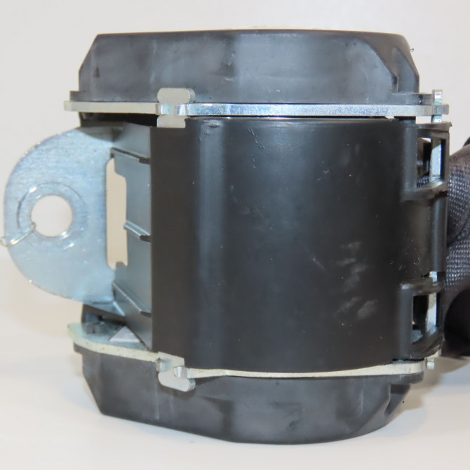 Ceinture arrière gauche occasion VOLKSWAGEN GOLF V Phase 1 11-2003->10-2008 1.9 TDI 105ch 1K9857805RAA 2