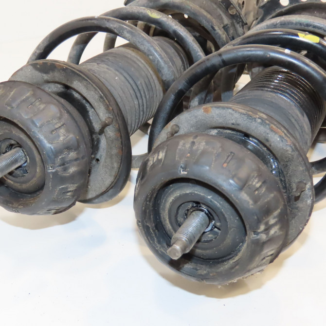 Amortisseur avant droit occasion HYUNDAI 146 Phase 1 04-1995->04-1999 1.0i 66ch 54660B9000 2